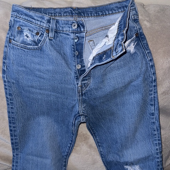 Levi’s 501 blue jeans W29 L32 5 button front distressed 💕 - Picture 2 of 6